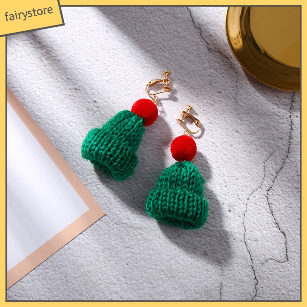 Đôi khuyên tai dạng kẹp/ dạng móc thiết kế mũ len đính quả bông xù trên đỉnh đáng yêu dành cho nữ