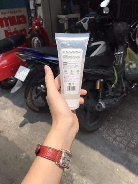 [Chung Tay Trợ Giá ] Combo Y tế - Hộp Khẩu Trang 50c &amp; Gel Rửa Tay 100ml Cao Cấp