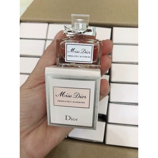 Nước hoa Miss Dior Absolutely blooming - Mini 5ml  - 𝗕𝗮𝗰𝗰𝗮𝗿𝗮𝘁.𝗦𝘁𝗼𝗿𝗲.𝗦𝗴𝗻𝟭