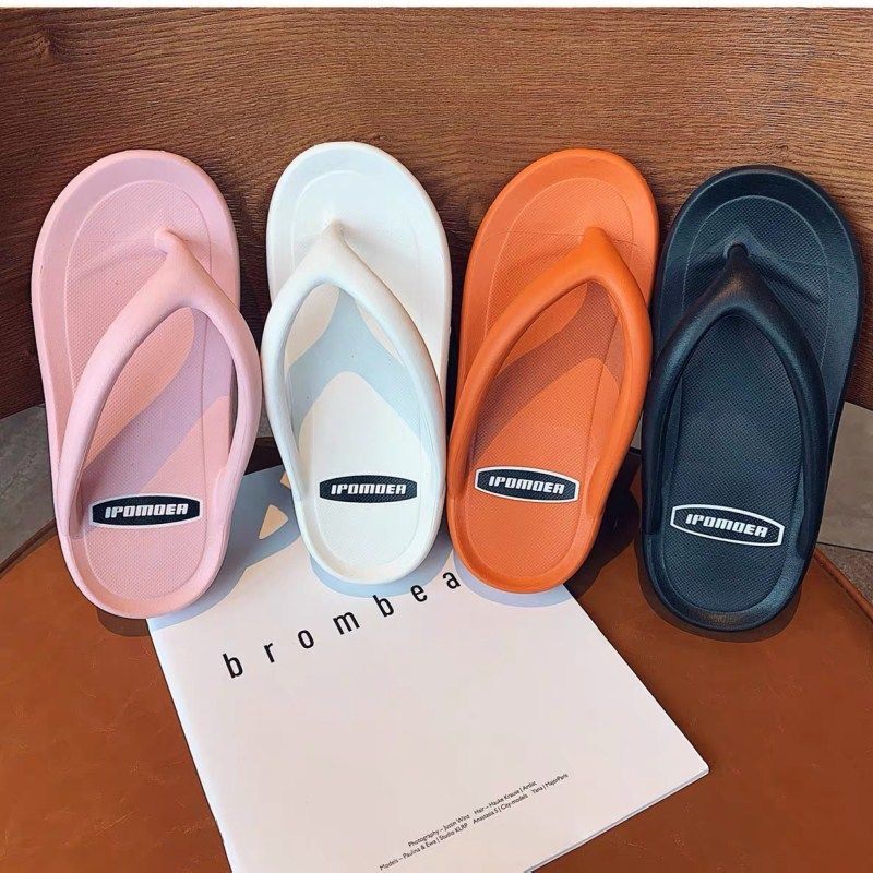 Dép kẹp đi biển tùy chọn màu sắc dành cho cặp đôi