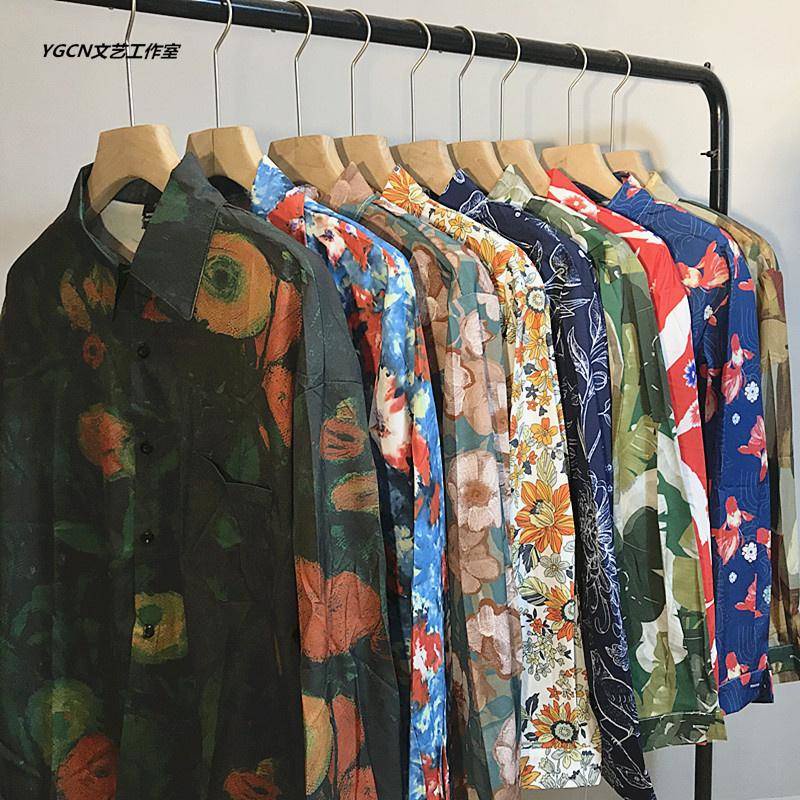 😎 Áo sơ mi nam rộng rãi 😎 Áo sơ mi lanh nam Áo sơ mi nam ☜Hồng Kông trong mùa thu Retro Tranh sơn dầu Hoa Áo sơ mi cho nam giới và phụ nữ xu hướng lỏng lẻo treo lên lười biếng gió vài Áo sơ mi dài tay✥