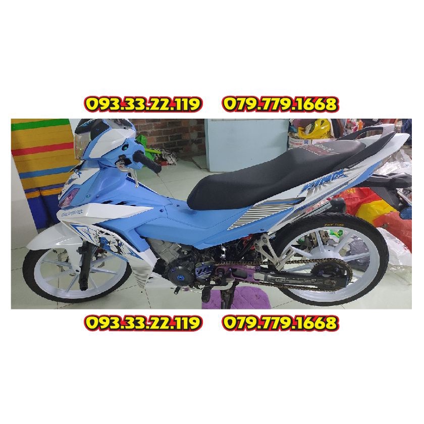 Tem Rời Winner V1 King Drag Xanh Dán Xe Trắng