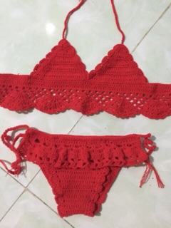 Bikini cho bé, áo cho mẹ
