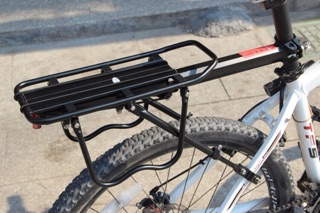 Baga đa năng bắt cọc yên xe đạp