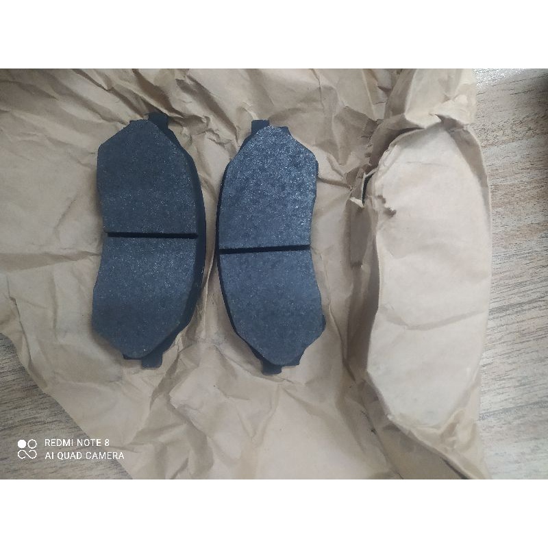 Má phanh trước Ford laser 1.6 hàng liên doanh