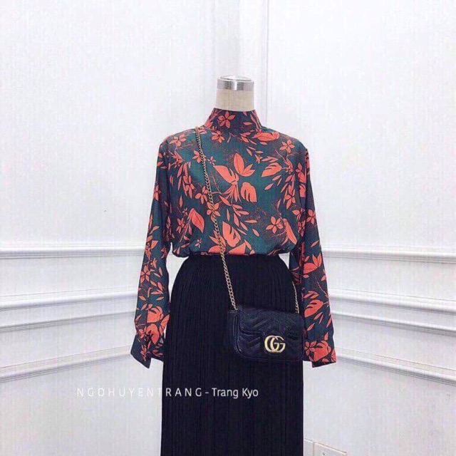 Sơ mi hồ ngọc hà