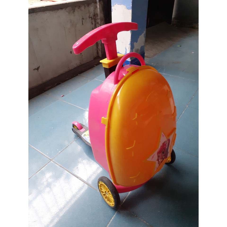 Vali xe trượt Scooter 2 in 1 Quà tặng từ Vinamilk(Shop còn màu hồng)