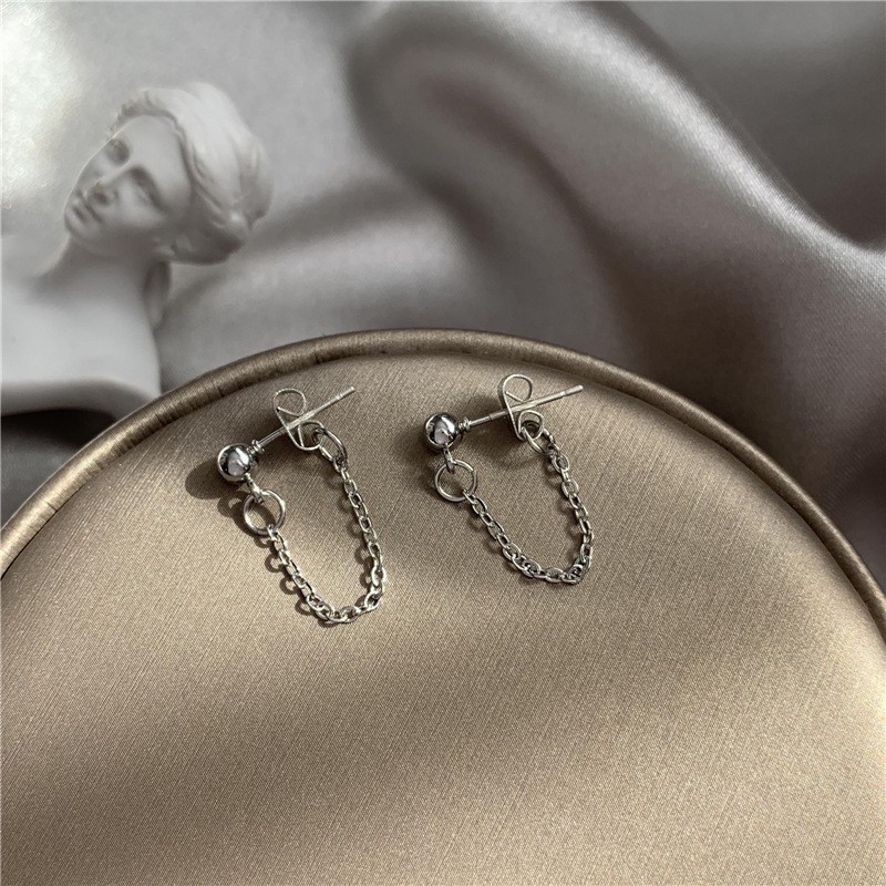 Khuyên Tai Chuỗi Đơn Giản C75