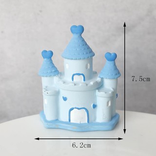 Lâu đài nhựa trang trí bánh - kích thước 7.5*6.2cm