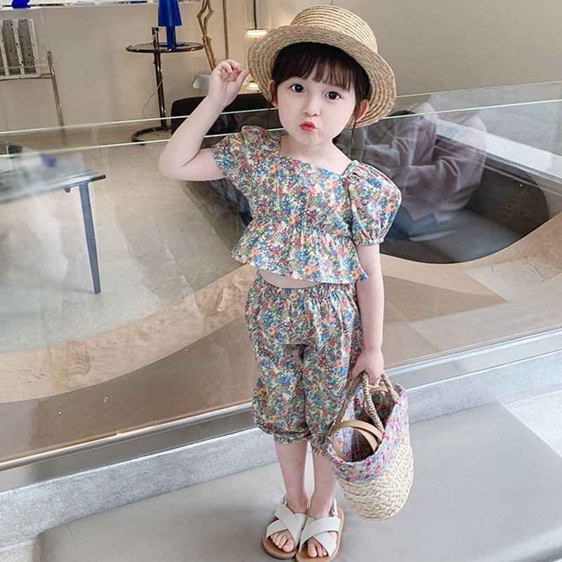 Bộ áo tay phồng + quần họa tiết hoa phong cách Hàn Quốc xinh xắn thời trang mùa hè cho bé gái