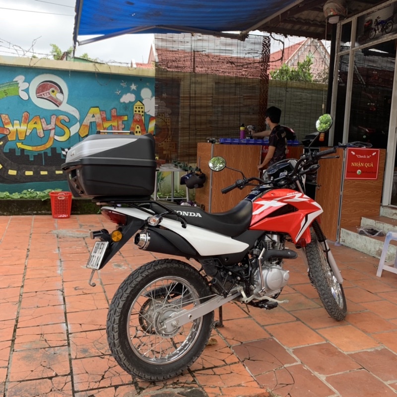 Honda XR150 lên thùng Givi B32N ADV