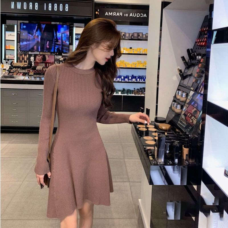 Váy Đầm Len Dài Tay Cổ Tròn Phong Cách Vintage Công Chúa Pháp Ngọt Ngào Sang Chảnh | BigBuy360 - bigbuy360.vn