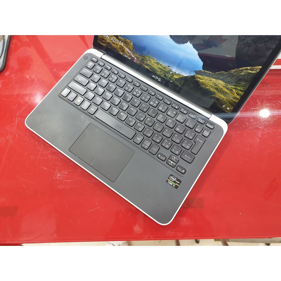 Laptop Dell XPS 13 Core i5/Ram 4Gb/SSD 128Gb Vỏ Nhôm, Tặng Phụ Kiện
