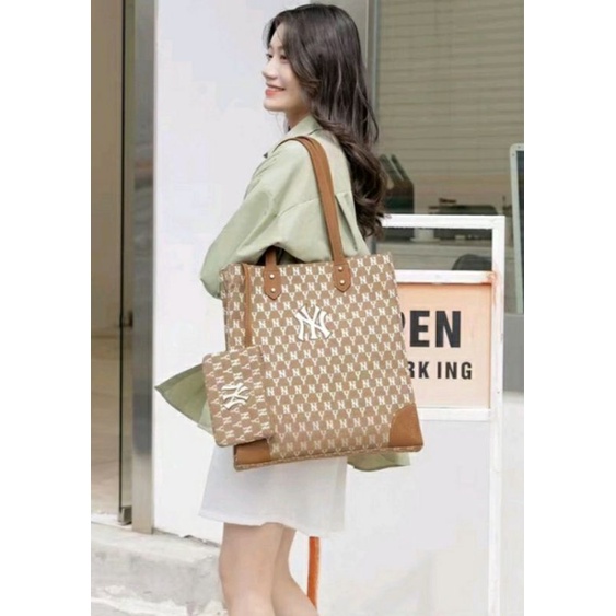 Túi Tote đeo vai thời trang