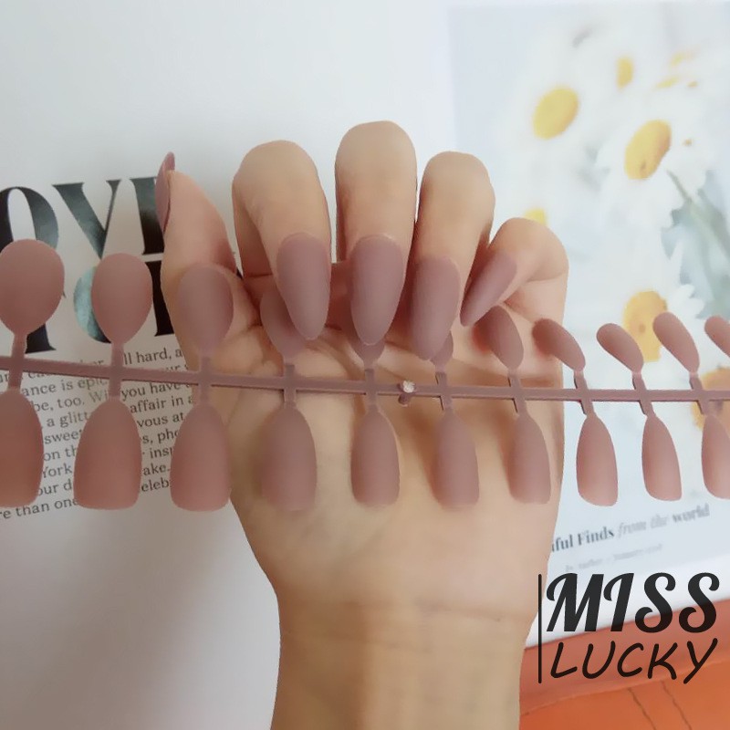 Miếng dán móng tay giả dài kiểu châu Âu