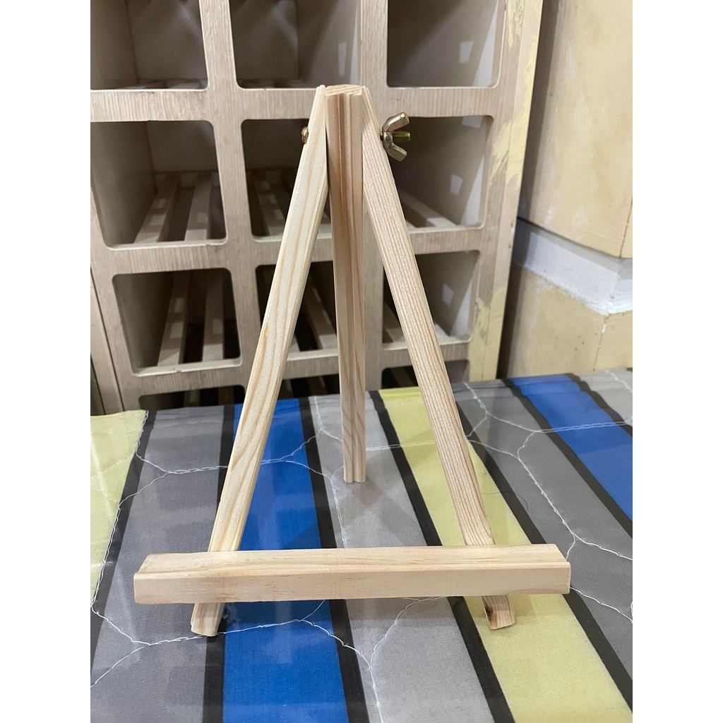 Giá gỗ ba chân 18x23