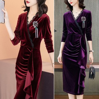 Đầm trung niên dự tiệc nhung bèo hông hoa cài ngực cao cấp thoitranghd com