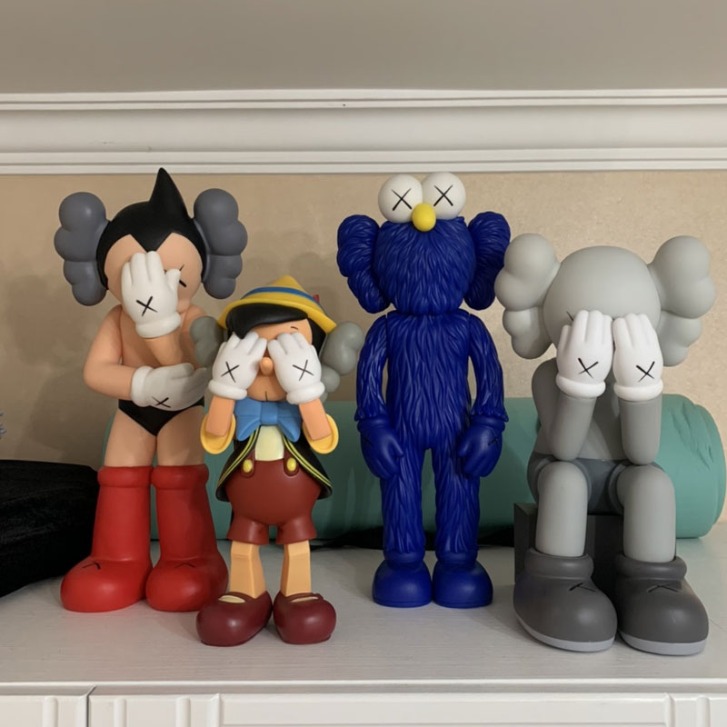 【Spot】mand kaws Violent Bear Figurine Garage Kits Doll Toy Decoration Tide Play Desktop Living Room Decoration TV Cabinet
