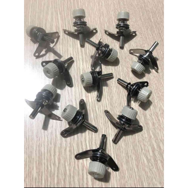 Đồng tiền phụ 1 kim điện tử JUKI