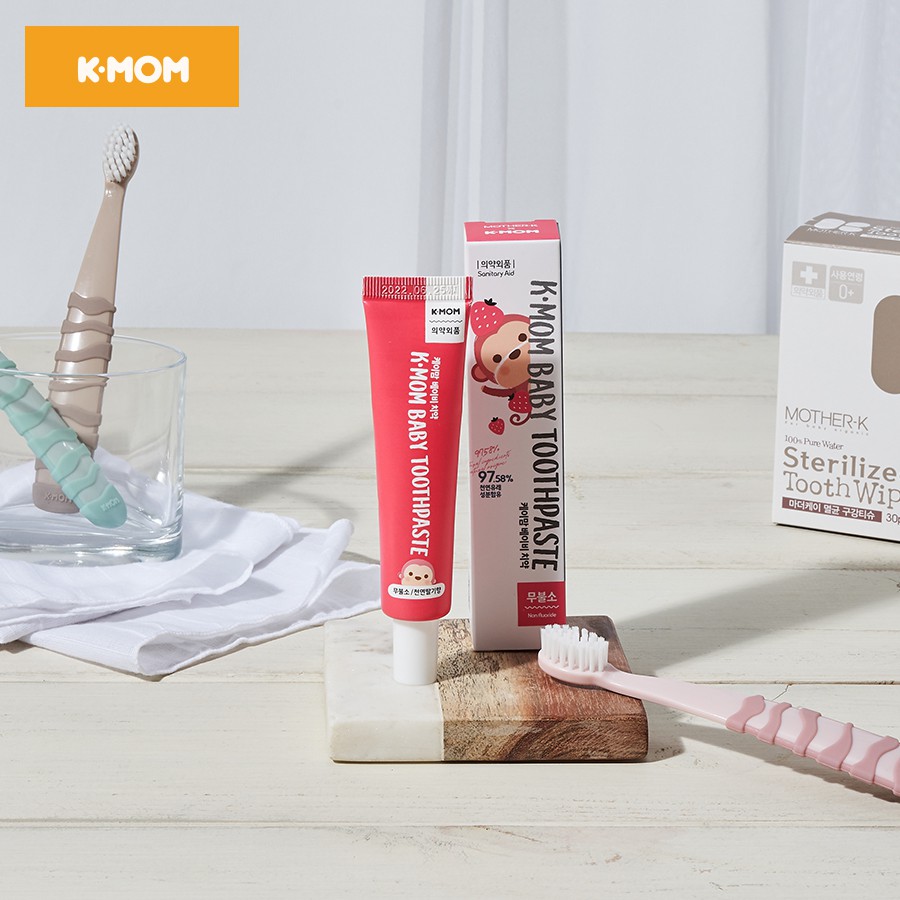 Kem đánh răng trẻ em không chứa flouride K-mom 6-36 tháng (30g)