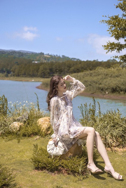 [Mã SKAMFA06 giảm 10% tối đa 50K đơn 0Đ] Váy hoa - Blooming Dress | BigBuy360 - bigbuy360.vn