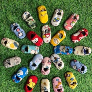 Set 10 đôi giày nỉ cho bé