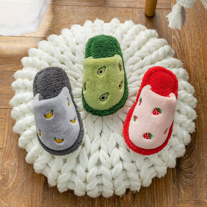Dép Cotton Đi Trong Nhà Chống Trượt In Hình Dâu Tây Đáng Yêu Cho Bé