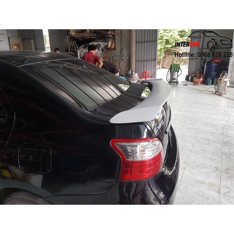 Đuôi gió Toyota Vios 2008-2013 có đèn