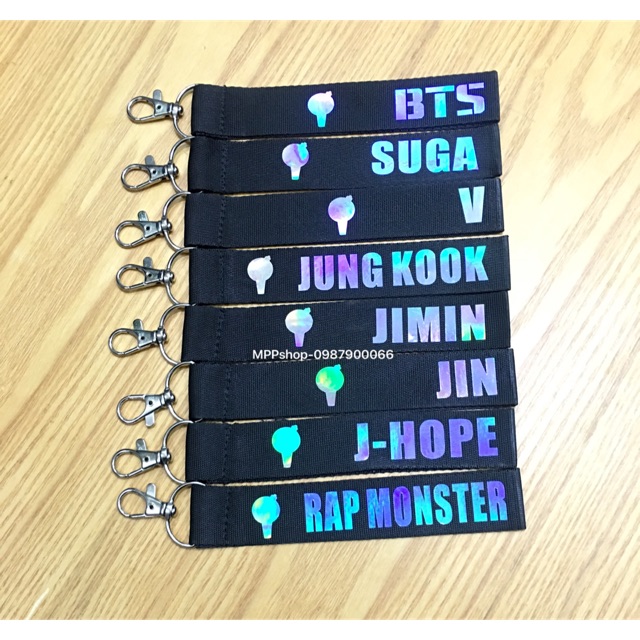 Conbo 2 dây Nametag BTS ( b nào mua mẫu nào nhắn shop )