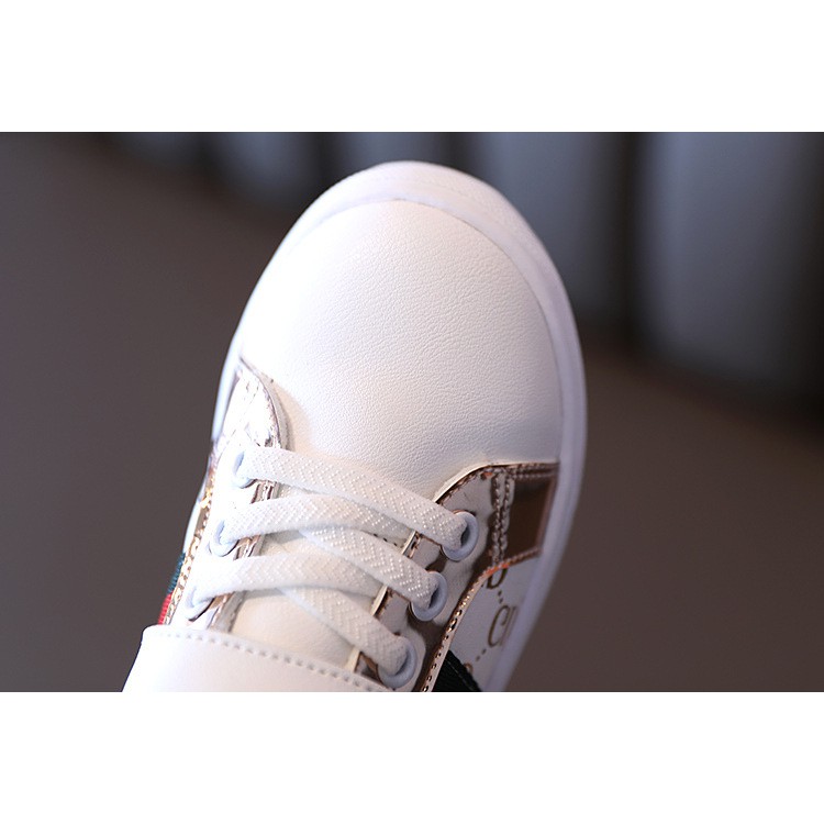 Giầy thể thao Quảng châu cao cấp cho bé trai và bé gái mã mới YY-328 yy329