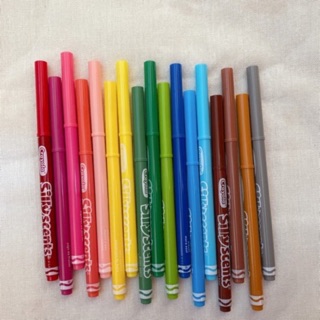 Bút lông nét thanh nét đậm lưu giữ hương thơm trên từng nét vẽ