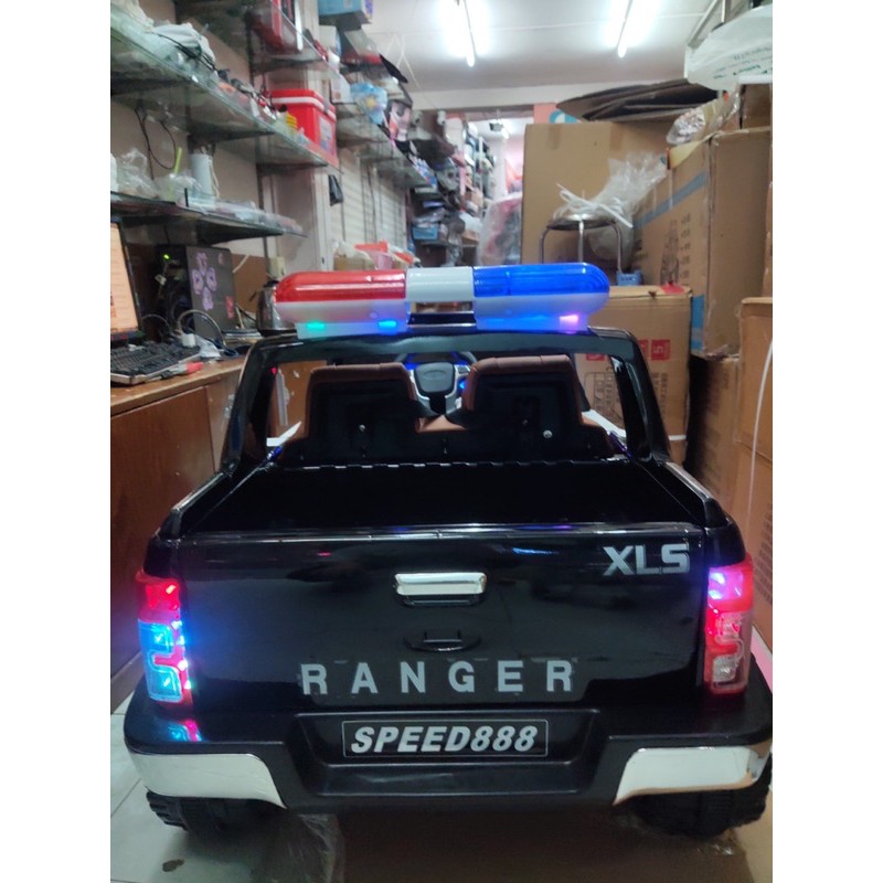Ô tô điện bán tải cảnh sát kiểu dáng Ford Ranger 150-X6 ghế da,4 động cơ,có còi hú