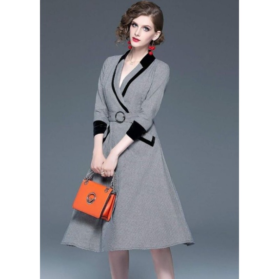 Đầm ASOS tay lỡ