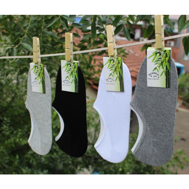 Vớ cotton công sở phong cách đơn giản, trẻ trung, năng động.