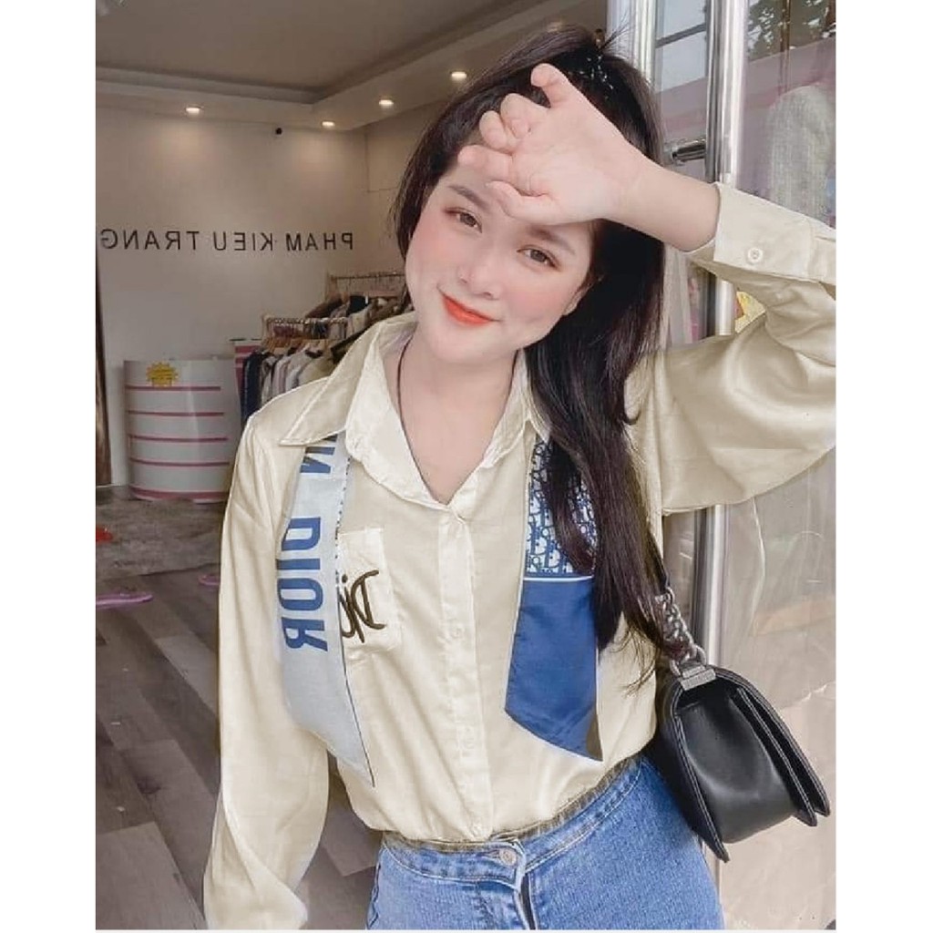 [Mã FAMAYWA giảm 10K đơn 50K] Áo Sơ Mi Tag Nơ Cổ Thêu Chữ Túi Ngực | BigBuy360 - bigbuy360.vn