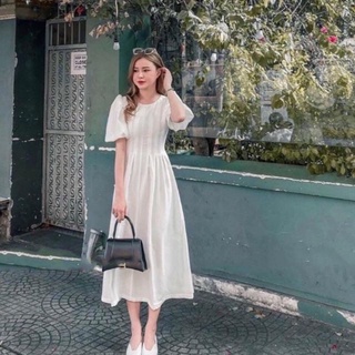 Váy cổ tròn xếp ly eo