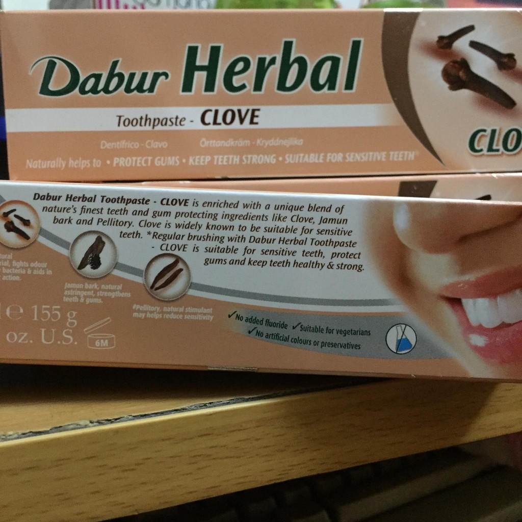 Kem đánh răng đinh hương trị hôi miệng Dabur