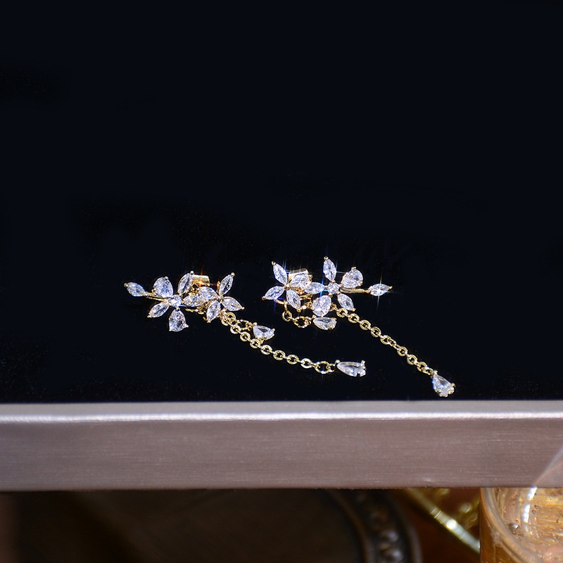 V.I.T House | Bông tai S925 hoa đính đá