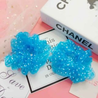 Cột tóc vải Voal Scrunchies chấm bi trắng