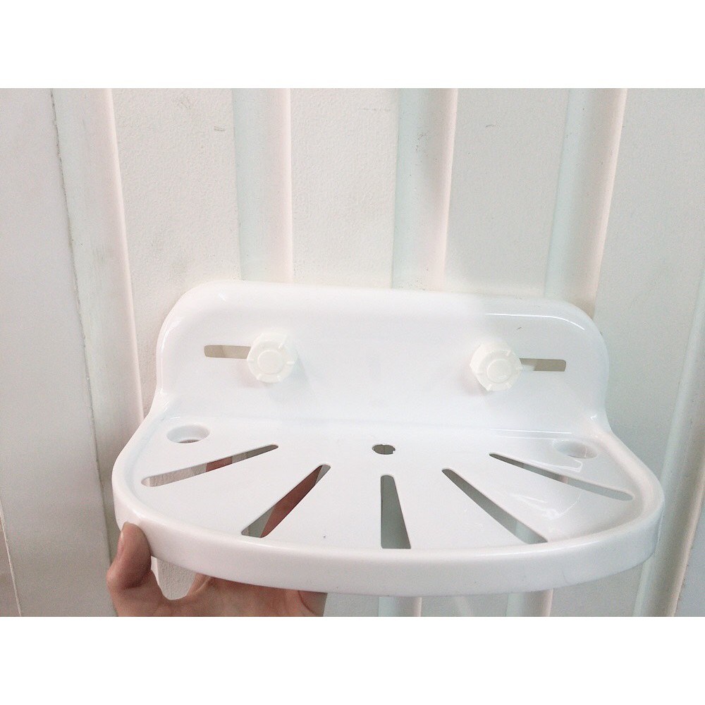 Kệ treo để đồ cạnh tuờng