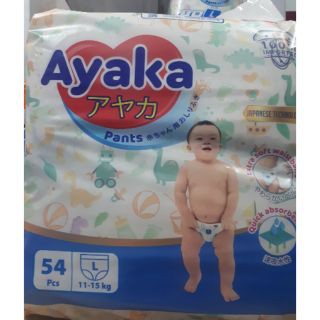 Tã quần Ayaka size L54 miếng cho bé 11 đến 15kg (Tặng xe đồ chơi )