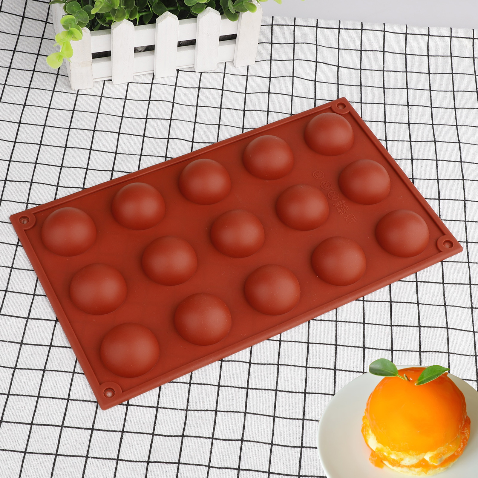 Silicone Khuôn Silicon 15 Lỗ Hình Bán Nguyệt Kháng Nhiệt Làm Bánh Pudding / Chocolate / Thạch Rau Câu Diy Có Thể Tái Sử Dụng