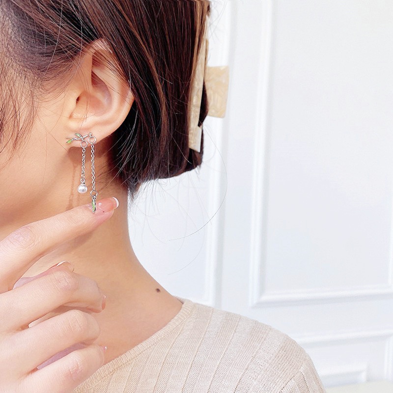 Khuyên Tai Hình Lá Tre Đính Ngọc Trai Thời Trang Nữ