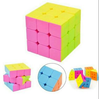 Rubich 3 x3 kich thước đúng tiêu chuẩn quốc tế.