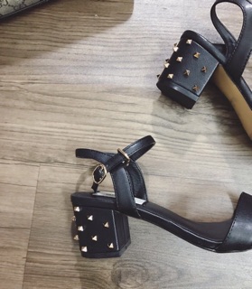 Sandal gót vuông 5 phân