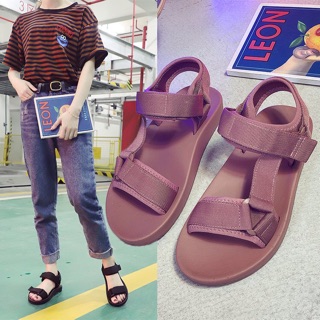 Sandal đế mềm!