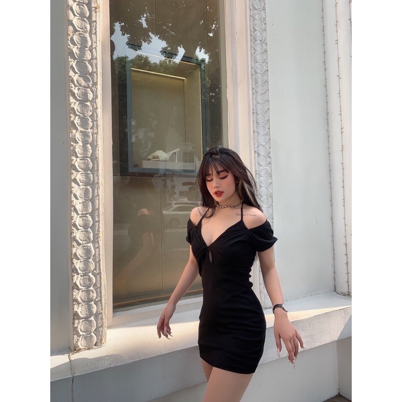 [Mã SKAMA06 giảm 8% tối đa 50K đơn 250K] Đầm Body Thun Gân Cổ Yếm Trễ Vai Kèm Bra Dán- MANDY DRESS | BigBuy360 - bigbuy360.vn