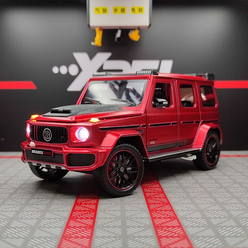 Xe mô hình Mercedes-Benz Brabus G800 tỉ lệ 1:24