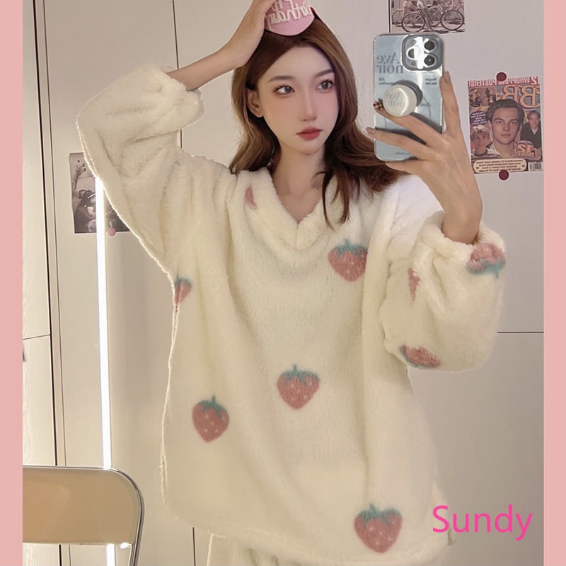 Bộ Đồ Ngủ Tay Dài Cổ Chữ V In Họa Tiết Dâu Tây Thời Trang Thu Đông Xinh Xắn Cho Nữ