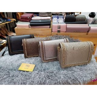 Túi xách Charles Keith Chain Detail Crossbody Bag